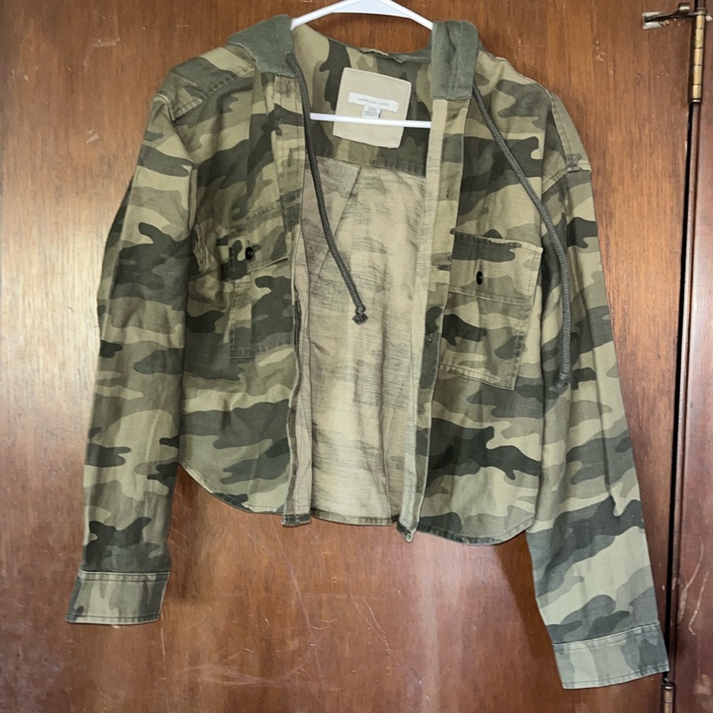 American Eagle camo cropped denim jacket